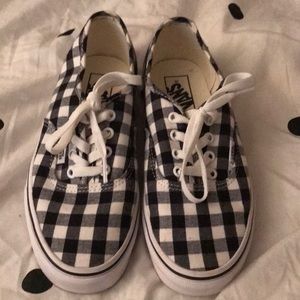 Womans Vans old School checker print